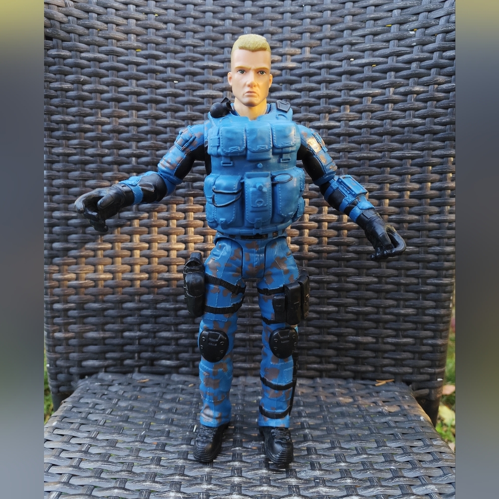 4/$50⭐️True Heroes Sentinel 1 BARRACUDA 12” Action Figure